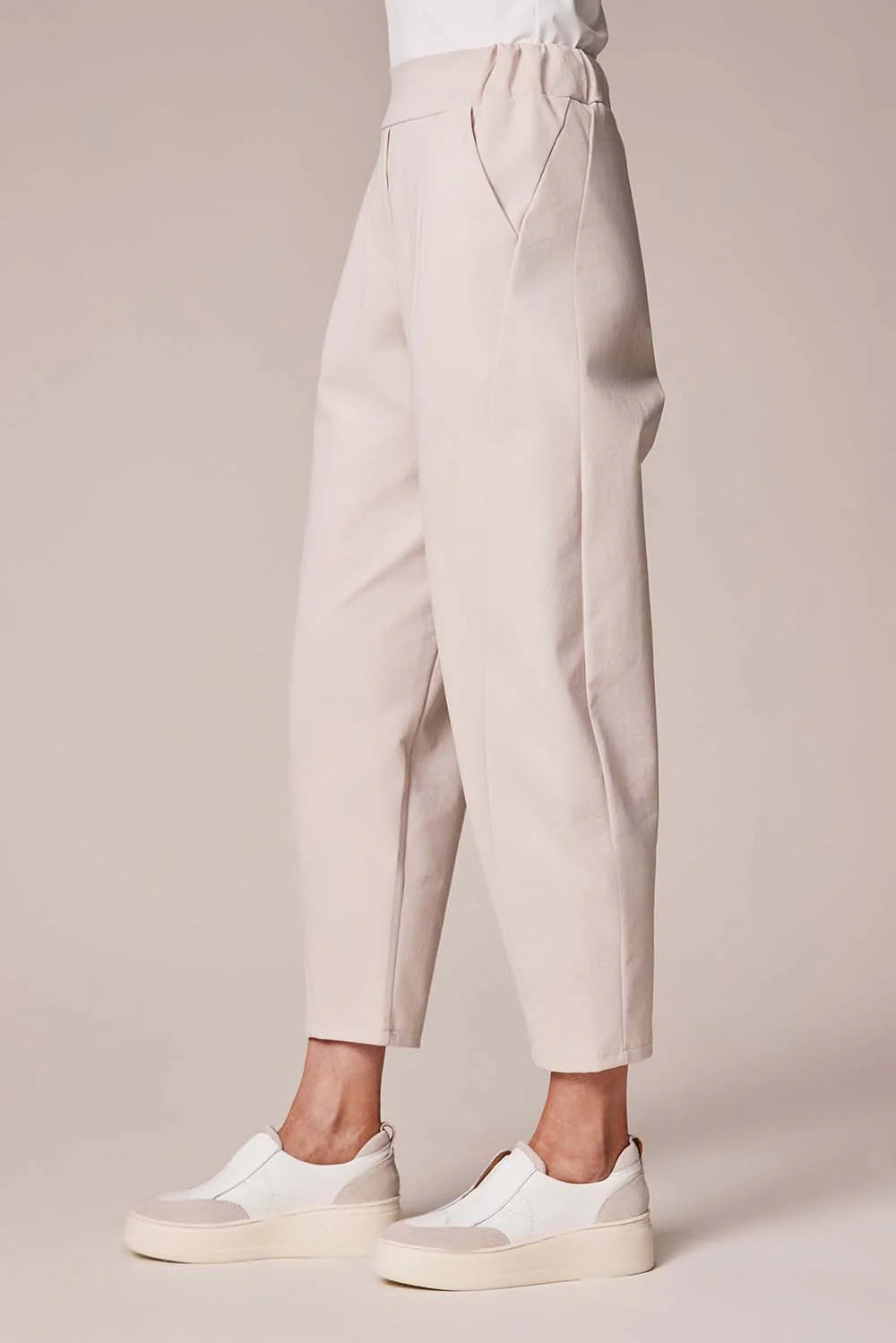 Decollage Sand Barrel Leg Trousers