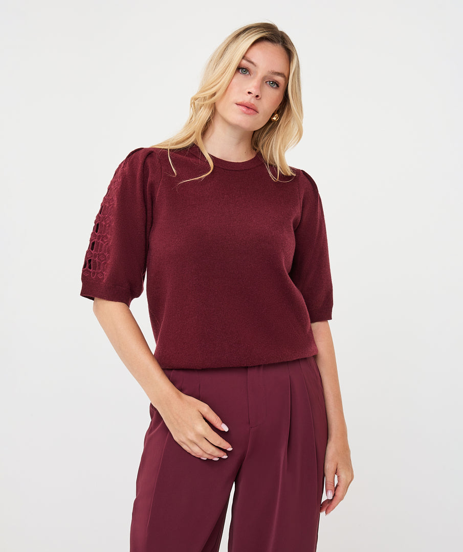 EsQualo Knit Embroidery Short Jumper, Merlot