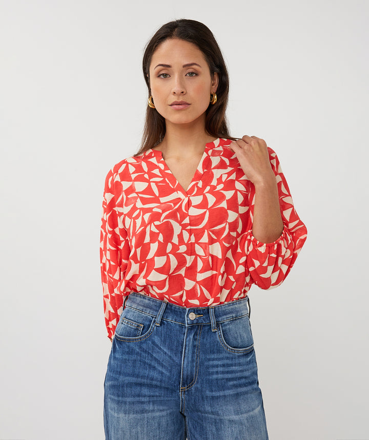 EsQualo Geometric Print V-Neck Blouse
