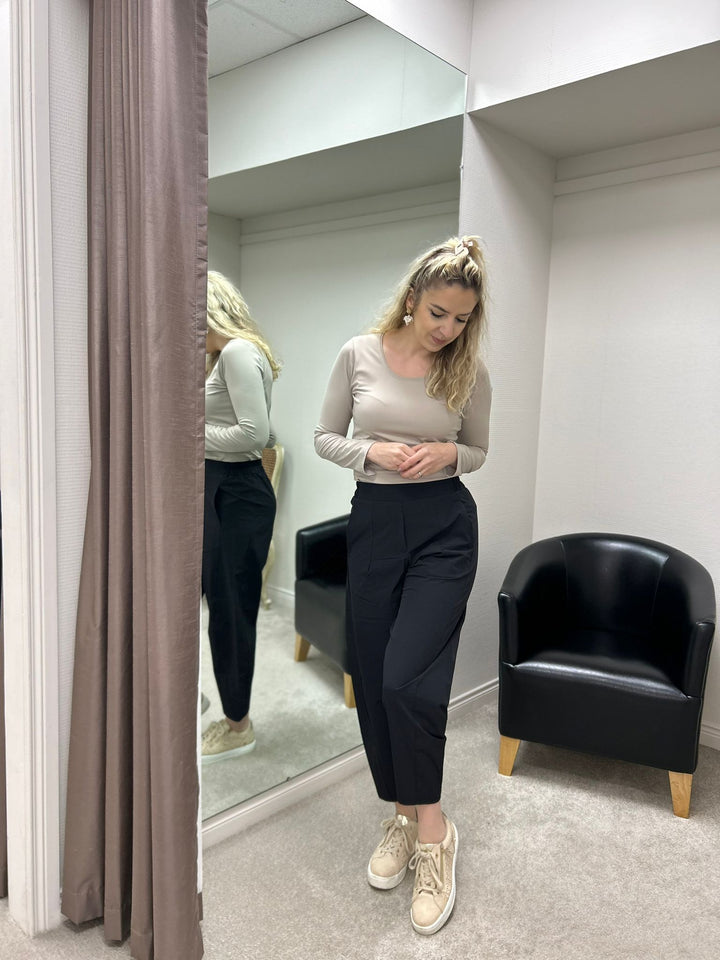 Lightweight Black Cropped Travel Trousers