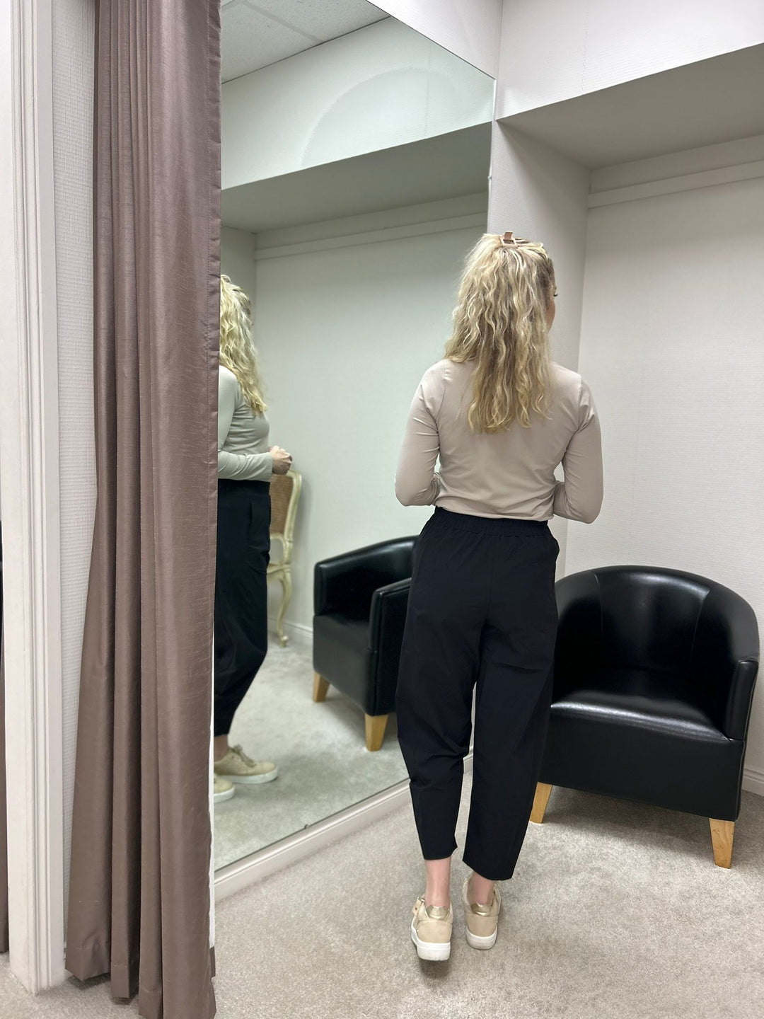 Lightweight Black Cropped Travel Trousers