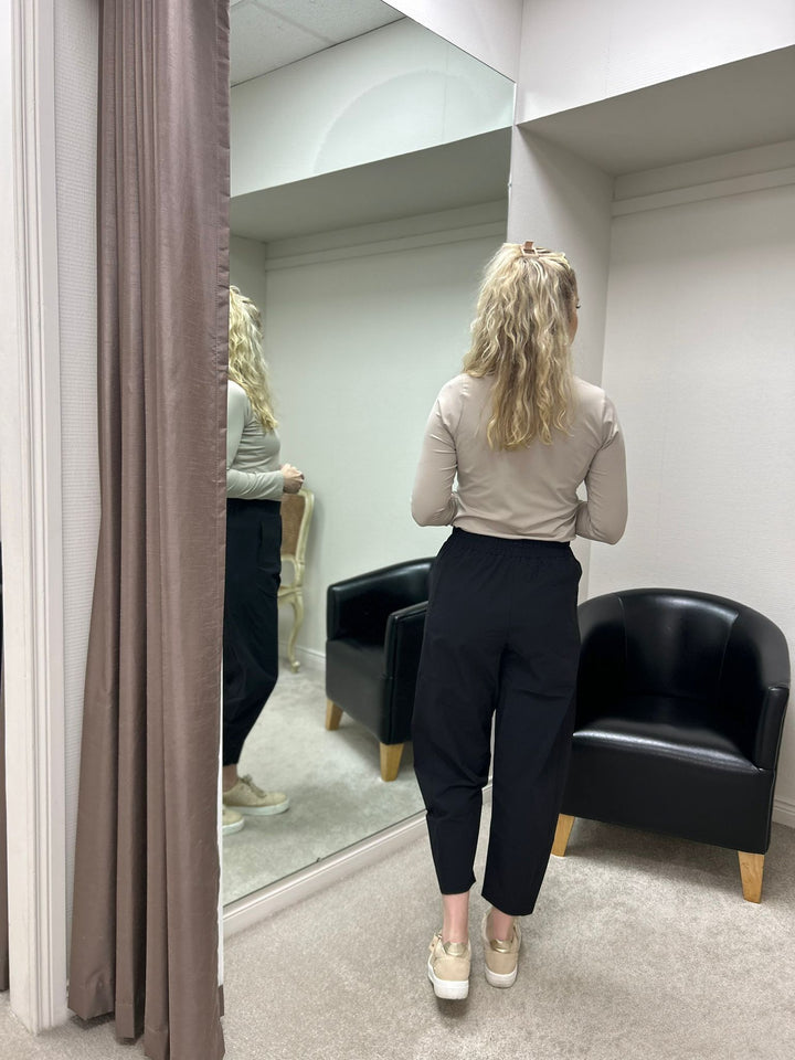 Lightweight Black Cropped Travel Trousers